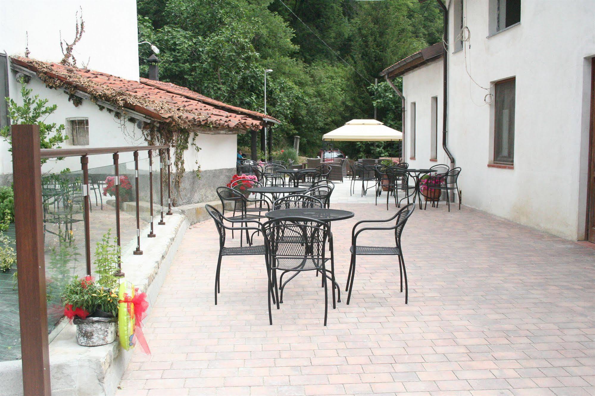 Agriturismo Cascina del Vai Cairo Montenotte Exterior foto